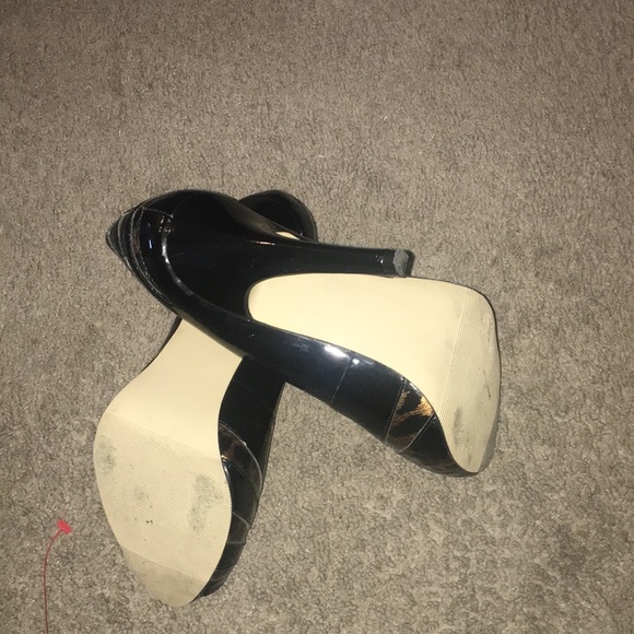 Steve Madden Leapord print Peep toe Stilettos - Picture 5 of 5
